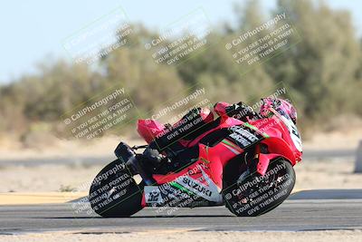 media/Oct-30-2025-Racers Edge (Thu) [[dabbdaf680]]/2-A Group/Session 5 (Turn 7)/